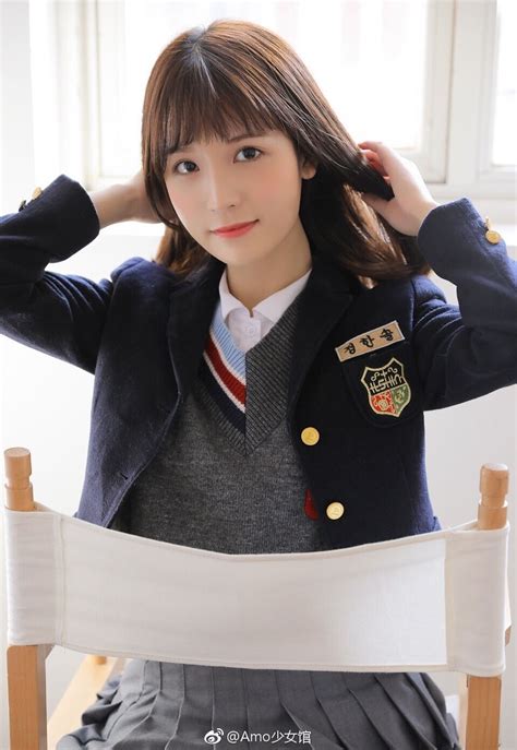 男人强吻美女